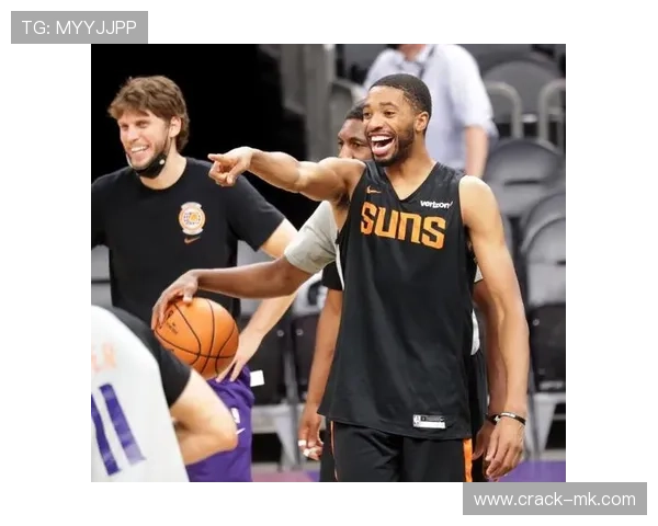 布里奇斯三分线外火力全开，成球队制胜关键武器